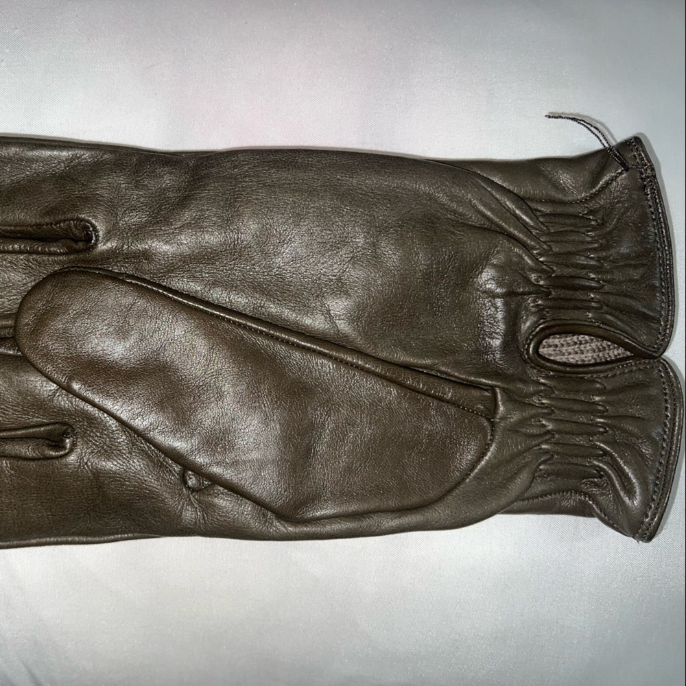 Coach Leather Mens Gloves with Cashmere lining. - Picture 3 of 6